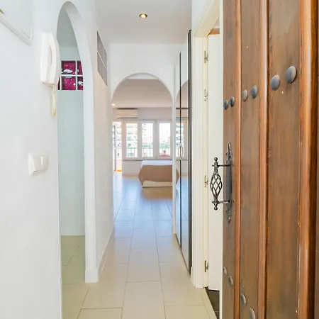 Cubo's Leisure Port شقة