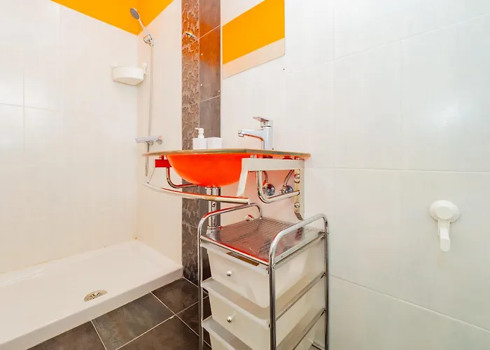 Cubo's Leisure Port Apartman *